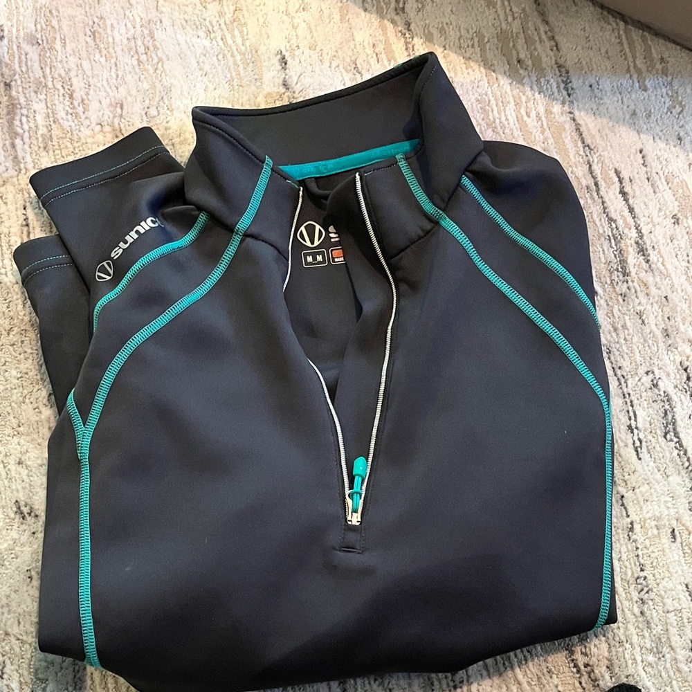 Sunice Men's Swim Rash Guard in Black and Teal